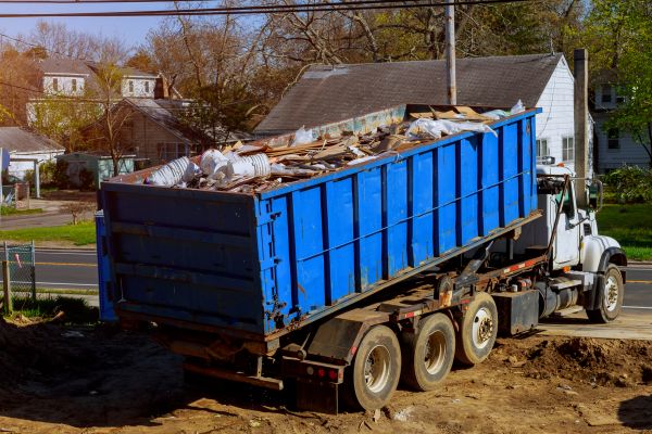 Junk Pickup Service in Tarpon Springs